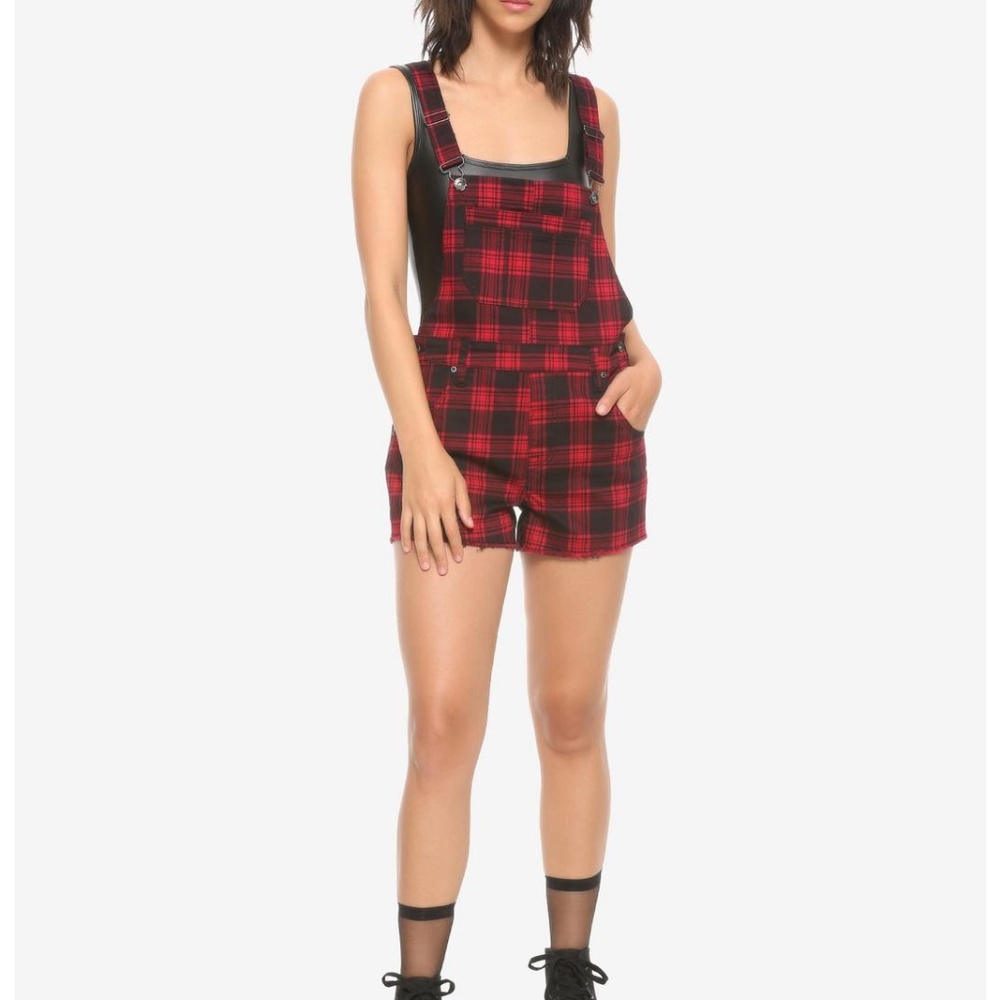 Hot Topic Women's Red and Black Dungarees-overalls